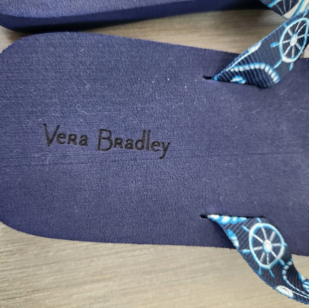 Vera Bradley Webbing Strap Flip Flops -SHORE ENOUGH -MEDIUM (7-8) **NEW